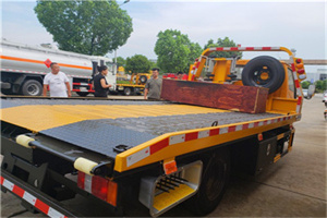 化德附近拖车电话号码服务